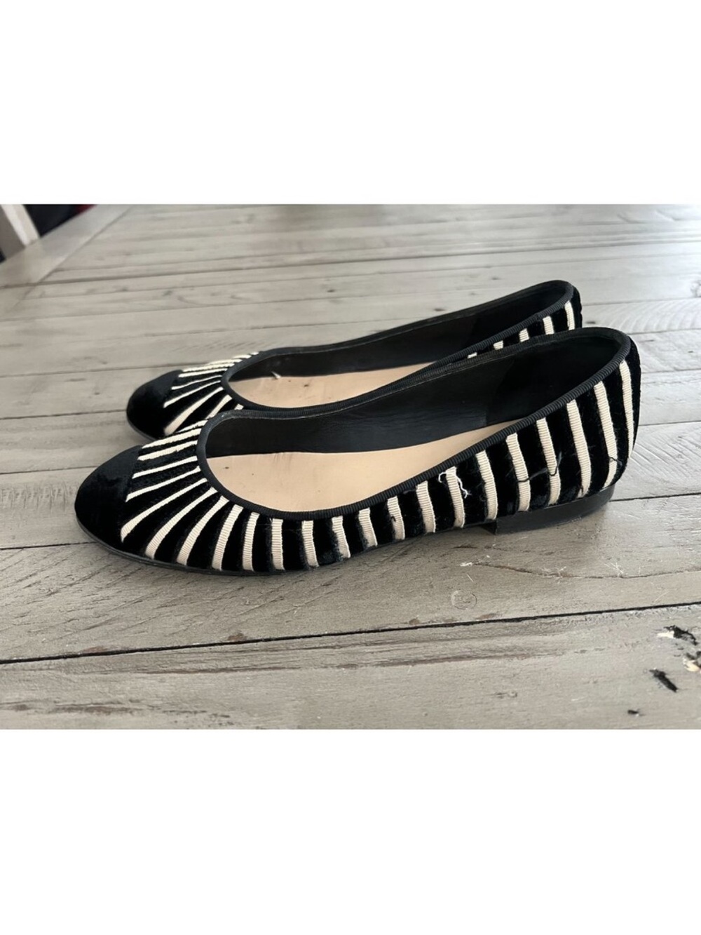Chanel Ballet Flats - Picture 3 of 11